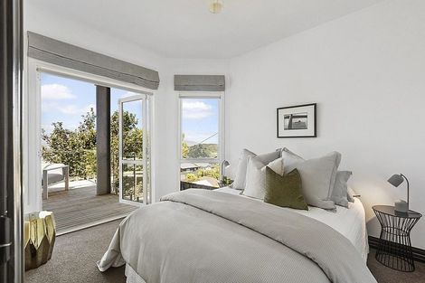 Photo of property in 15 Mills Road, Brooklyn, Wellington, 6021