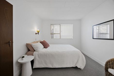 Photo of property in 1/5 Selwyn Street, Lower Vogeltown, New Plymouth, 4310
