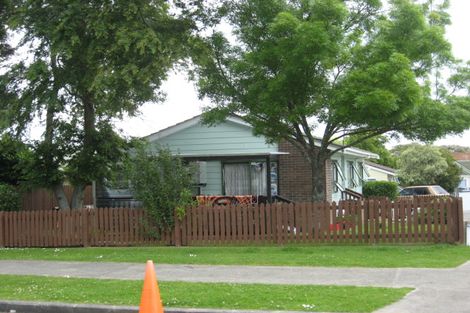 Photo of property in 1a Benton Place, Manurewa, Auckland, 2102