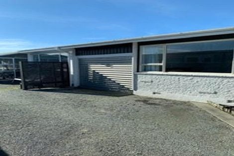 Photo of property in 25 Prestons Road, Redwood, Christchurch, 8051
