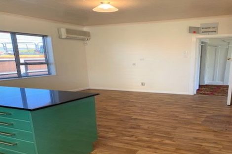 Photo of property in 36 Grafton Street, Waltham, Christchurch, 8011