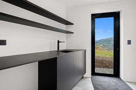 Photo of property in 58 Forest Heights, Wanaka, 9305