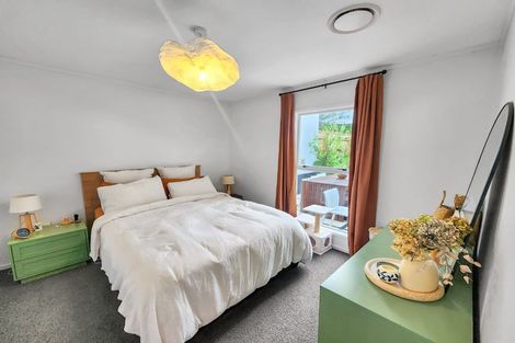 Photo of property in 1/17 Cedar Street, Maungaraki, Lower Hutt, 5010