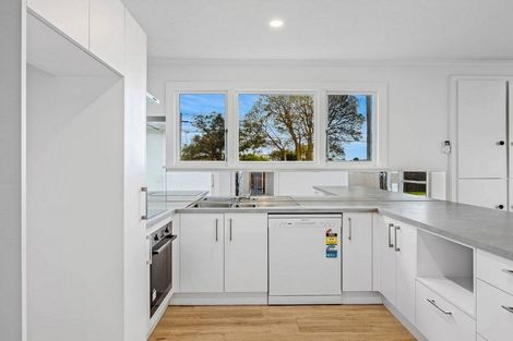 Photo of property in 27 Nicholas Drive, Linwood, Christchurch, 8062