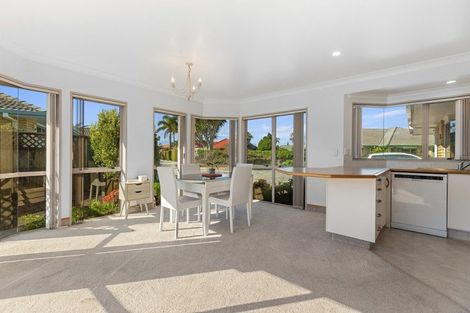 Photo of property in 24 Santa Monica Drive, Papamoa Beach, Papamoa, 3118