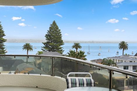 Photo of property in 21 Maunganui Road, Mount Maunganui, 3116