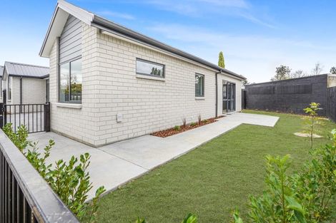 Photo of property in 9u4 Beverley Crescent, Hillcrest, Hamilton, 3216