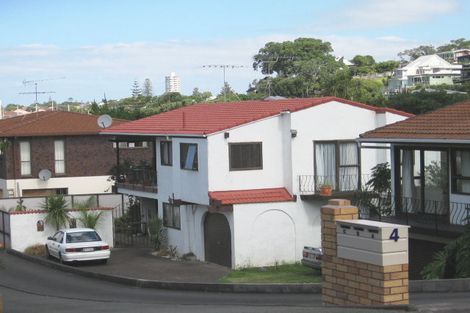Photo of property in 1/8 Commodore Parry Road, Castor Bay, Auckland, 0620