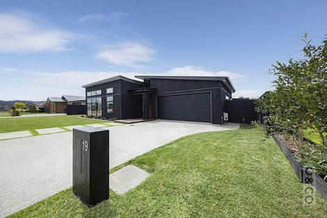 Photo of property in 19 Orchard Terrace, Riverhead, 0820