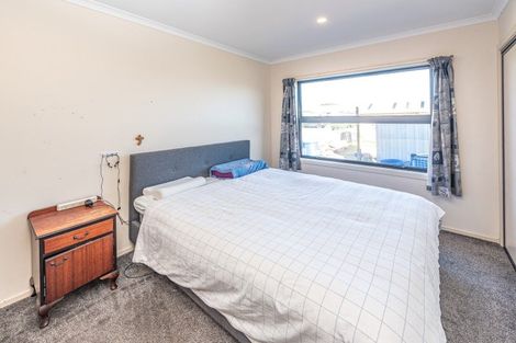 Photo of property in 12 Beaumaris Avenue, Castlecliff, Whanganui, 4501
