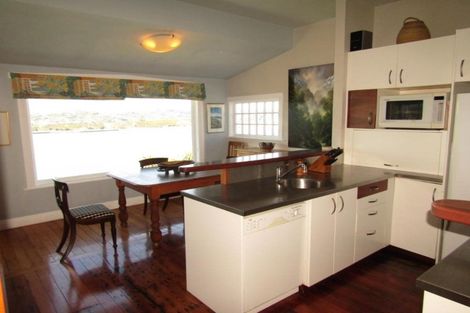 Photo of property in 19 Overtoun Terrace, Hataitai, Wellington, 6021