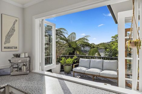 Photo of property in 21 Waikare Street, Karori, Wellington, 6012