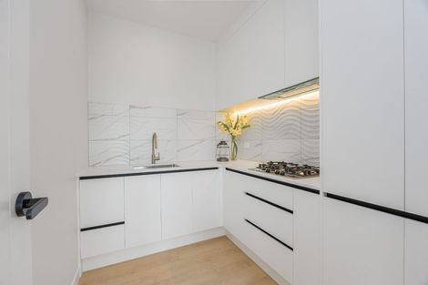 Photo of property in 16 Pekanga Road, Orewa, 0931