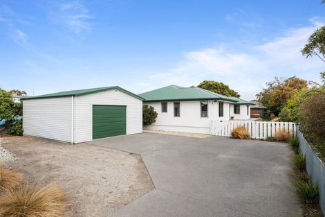 Photo of property in 17 Parnwell Street, Burwood, Christchurch, 8083