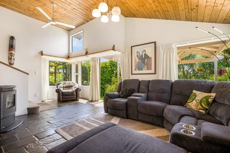 Photo of property in 11 Lemnos Place, Titirangi, Auckland, 0604