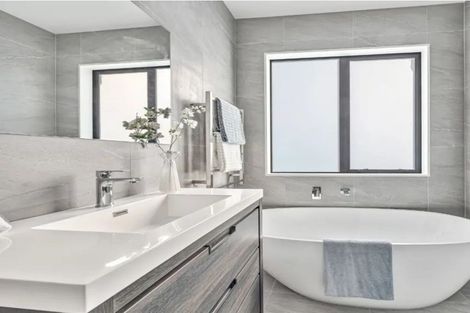 Photo of property in 5 Booker Drive, Tuakau, 2121