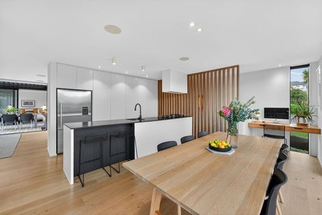 Photo of property in 1/517 Beach Road, Murrays Bay, Auckland, 0630