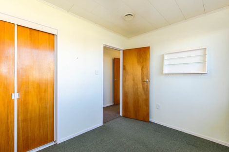 Photo of property in 2/5 Lichfield Street, Stoke, Nelson, 7011