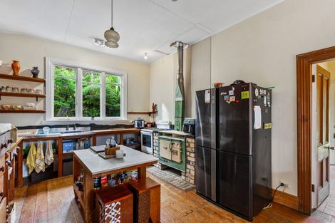 Photo of property in 41 Te Henga Road, Waitakere, Henderson, 0781