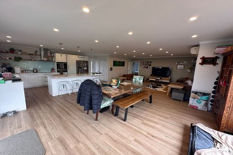 Photo of property in 432 Huia Road, Laingholm, Auckland, 0604