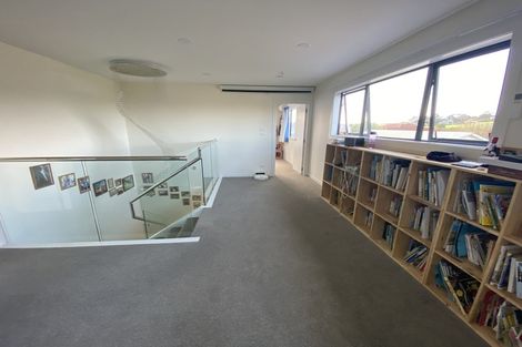 Photo of property in 4a Priestley Drive, Bucklands Beach, Auckland, 2014