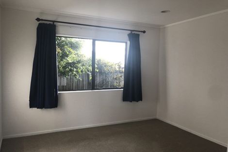 Photo of property in 11 Chiania Place, Somerville, Auckland, 2014