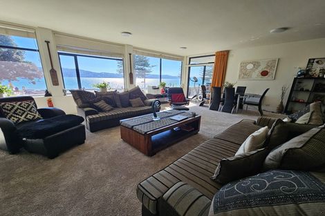 Photo of property in 222 Oriental Parade, Oriental Bay, Wellington, 6011