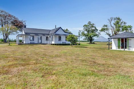 Photo of property in 208 Ngatimaru Road, Tikorangi, Waitara, 4383