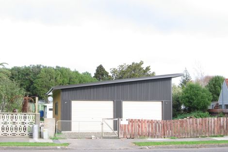 Photo of property in 21 Park Avenue, Waikanae, 5036