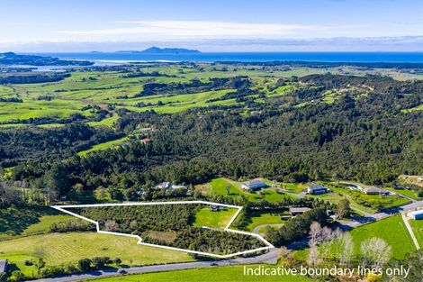 Photo of property in 134 Cames Road, Mangawhai, 0975
