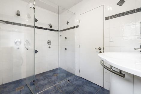 Photo of property in 2/74 Glamorgan Drive, Torbay, Auckland, 0630