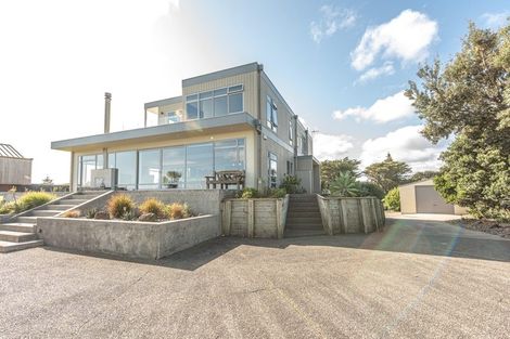Photo of property in 34 Longbeach Drive, Castlecliff, Whanganui, 4501