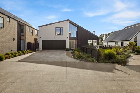 Photo of property in 34 Nevill Road, Hobsonville, Auckland, 0616