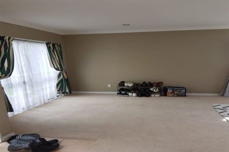 Photo of property in 38 Harbour View Road, Te Atatu Peninsula, Auckland, 0610