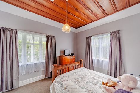 Photo of property in 9 Collins Street, Waipawa, 4210