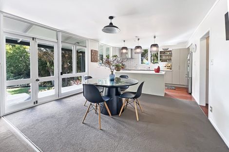 Photo of property in 9 Brownie Road, Laingholm, Auckland, 0604
