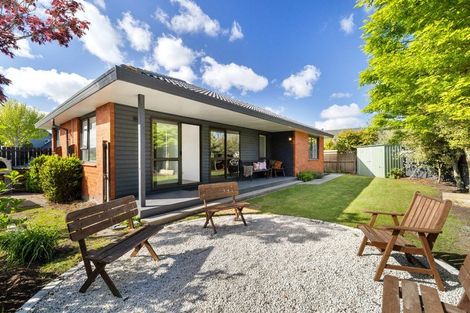 Photo of property in 27 Royleen Street, Casebrook, Christchurch, 8051