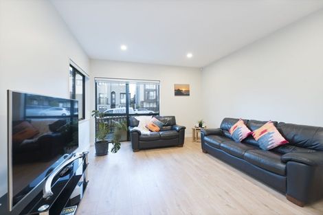 Photo of property in 23b Westgate Drive, Westgate, Auckland, 0614