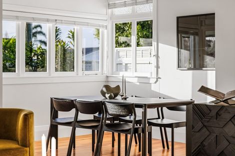 Photo of property in 1/20 Corrella Road, Belmont, Auckland, 0622