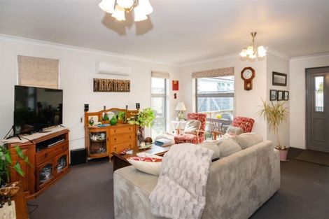 Photo of property in 18 Cubitt Street, Blenheim, 7201