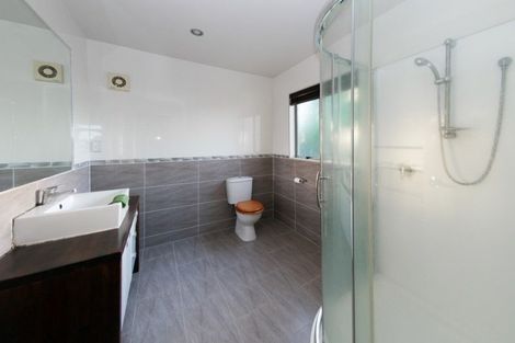 Photo of property in 30 Cherrywood Crescent, Northpark, Auckland, 2013
