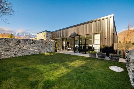 Photo of property in 95 Frankton Road, Queenstown, 9300
