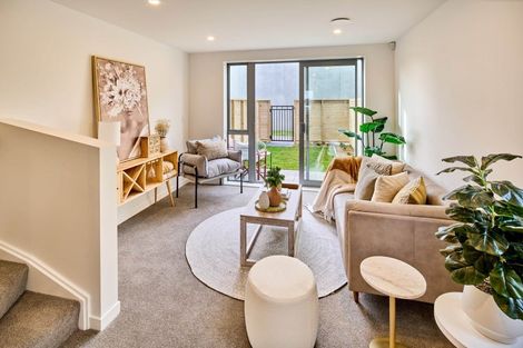 Photo of property in 11 Ara Paiwhenua, Tawa, Wellington, 5028