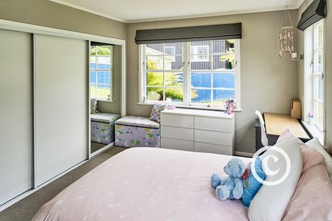 Photo of property in 7 Luff Place, Whitby, Porirua, 5024