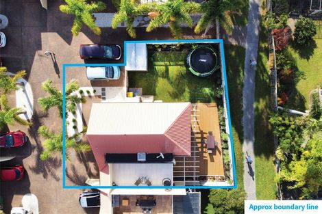 Photo of property in 2/137 Lakeside Drive, Orewa, 0931