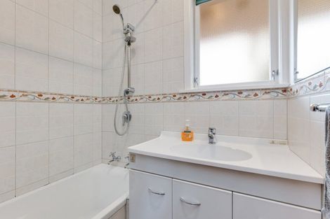 Photo of property in 3/12 Tomlinson Street, Hillpark, Auckland, 2102