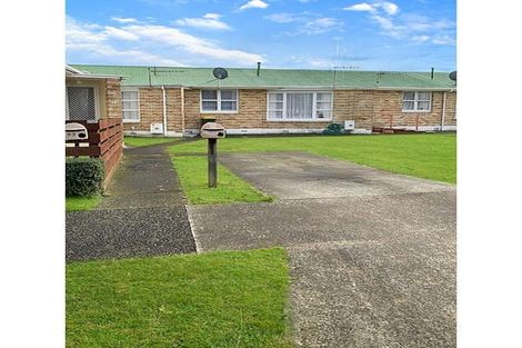 Photo of property in 2/576 Queen Street East, Levin, 5510