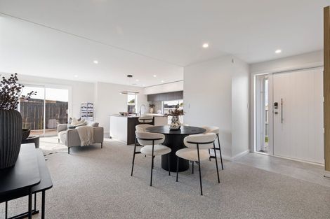 Photo of property in 5 Mangatainoka Lane, Awapuni, Palmerston North, 4412