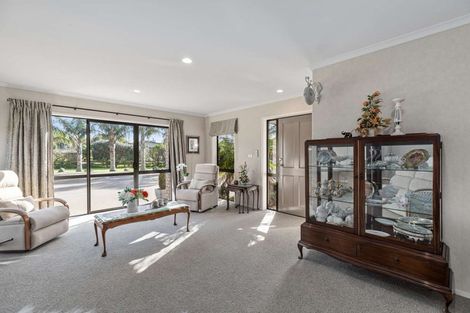 Photo of property in 8 Millbrook Drive, Waiuku, 2683