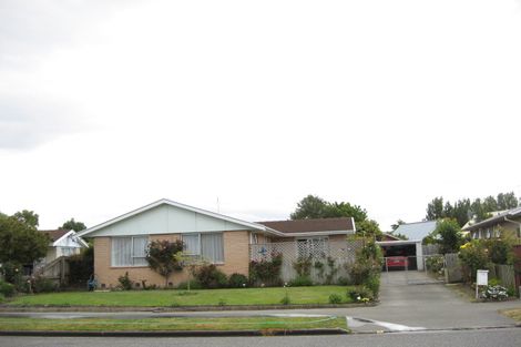 Photo of property in 30 Medina Crescent, Parklands, Christchurch, 8083
